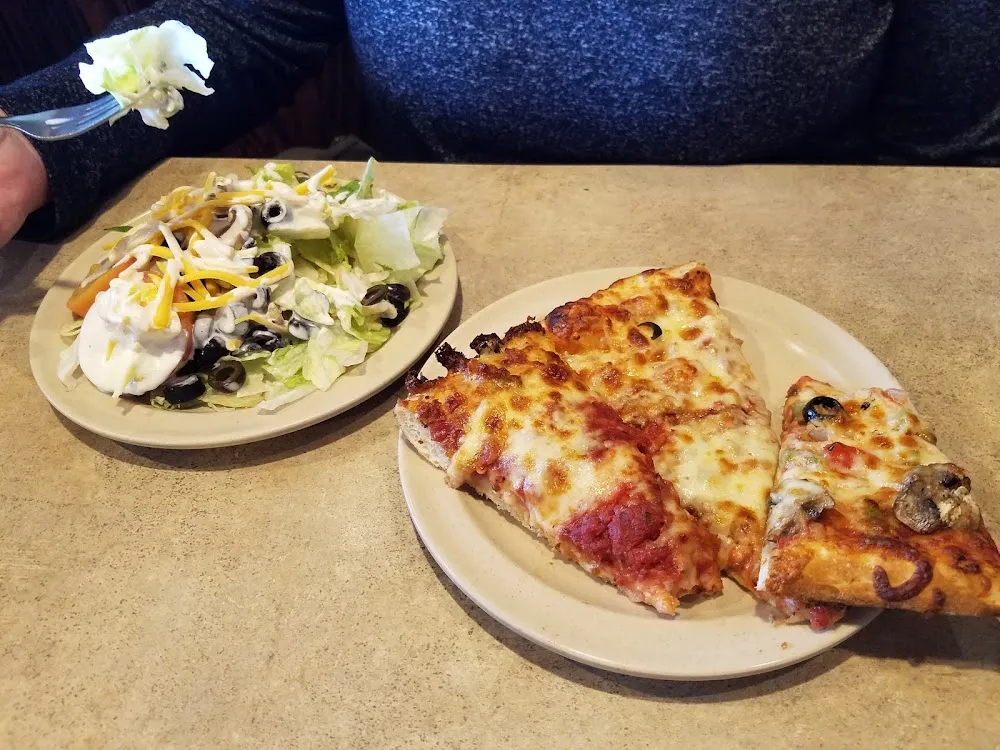 Pizza & Salad